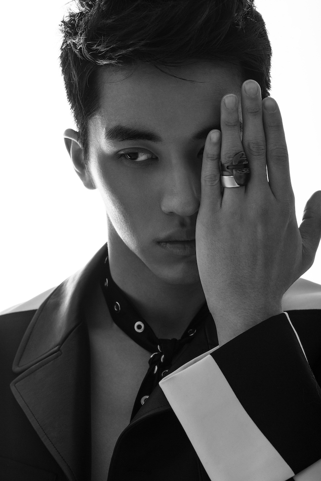 Hứa Ngụy Ch&acirc;u tung teaser cho album đầu tay khiến fan v&ocirc; c&ugrave;ng phấn kh&iacute;ch - Ảnh 4.