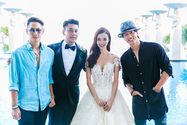 Ng&ocirc; Kiến H&agrave;o - Ng&ocirc;n Thừa H&uacute;c bất ngờ kho&aacute;c tay nhau xuất hiện tại đ&aacute;m cưới Chu Hiếu Thi&ecirc;n - Ảnh 8.