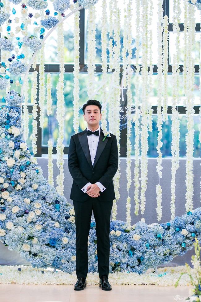 Ng&ocirc; Kiến H&agrave;o - Ng&ocirc;n Thừa H&uacute;c bất ngờ kho&aacute;c tay nhau xuất hiện tại đ&aacute;m cưới Chu Hiếu Thi&ecirc;n - Ảnh 9.