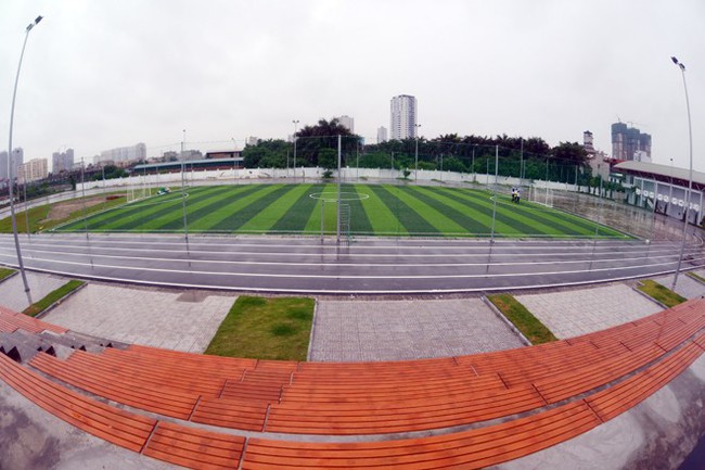 Những ng&ocirc;i trường c&oacute; khu thể chất ho&agrave;nh tr&aacute;ng, khiến học sinh đỡ gh&eacute;t m&ocirc;n Thể dục! - Ảnh 9.