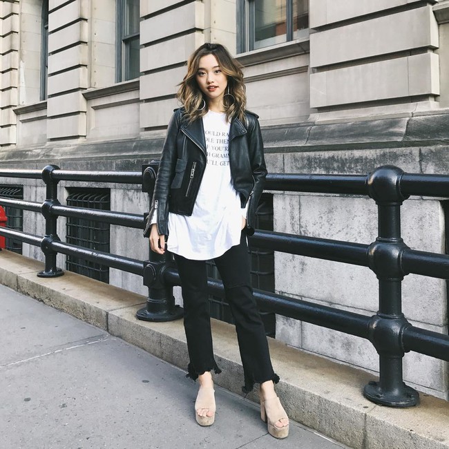 Giới trẻ thế giới sẵn s&agrave;ng đ&oacute;n năm mới với street style chẳng lồng lộn m&agrave; vẫn đẹp rụng rời - Ảnh 6.