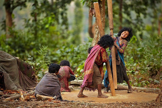 Chùm ảnh: cuộc sống của bộ lạc du mục cuối cùng tại Nepal - Ảnh 7.