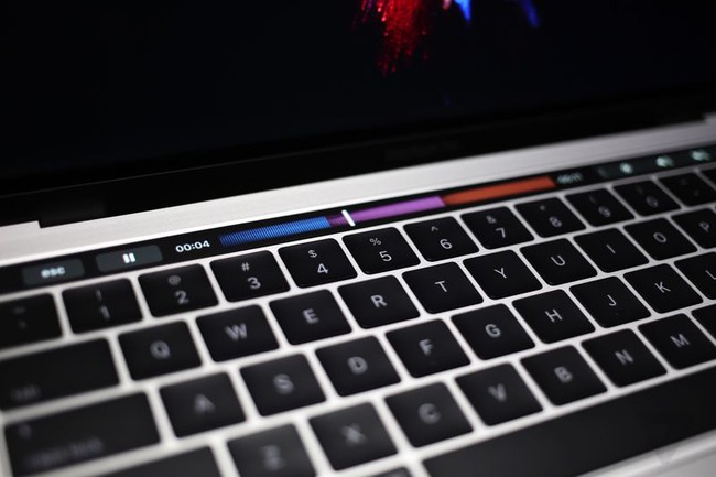 Apple chính thức trình làng MacBook Pro mới: Mỏng nhẹ khó tin, đẹp không thể cưỡng! - Ảnh 8.