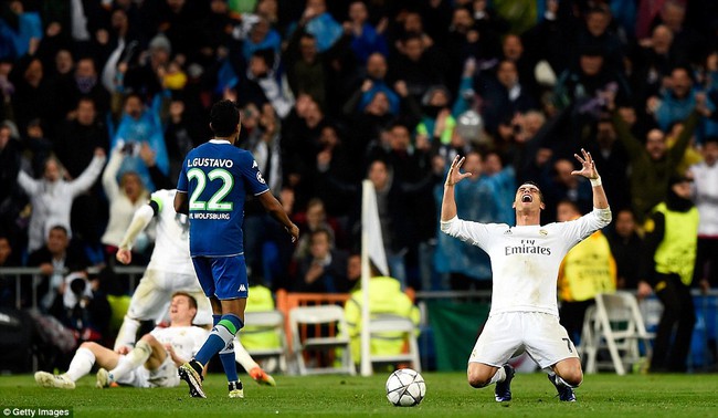 Ronaldo lập hat-trick, Real Madrid ngược dòng kỳ diệu vào bán kết Champions League - Ảnh 9.