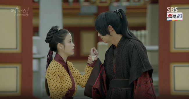 Moon Lovers: Tứ hoàng tử Lee Jun Ki chính thức hạ chiếc mặt nạ trước mặt IU - Ảnh 28.