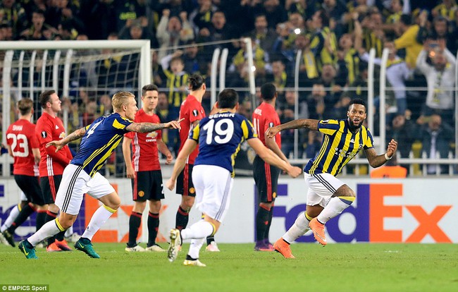 Man Utd đối mặt nguy cơ chia tay C&uacute;p C2 sau trận thua Fenerbahce - Ảnh 11.