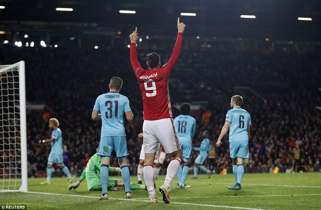 Rooney lập kỷ lục, Man Utd thắng 4 sao ở Cúp C2 - Ảnh 11.
