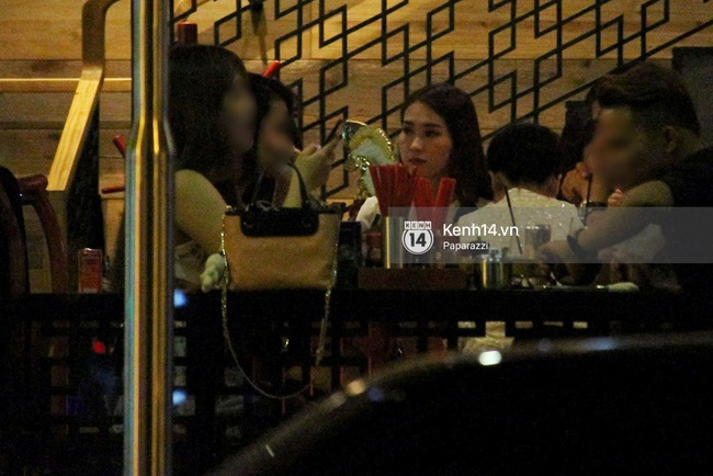 Hoa hậu Thu Thảo hạnh phúc đi ăn tối cùng bạn trai sau khi dự sự kiện - Ảnh 7.