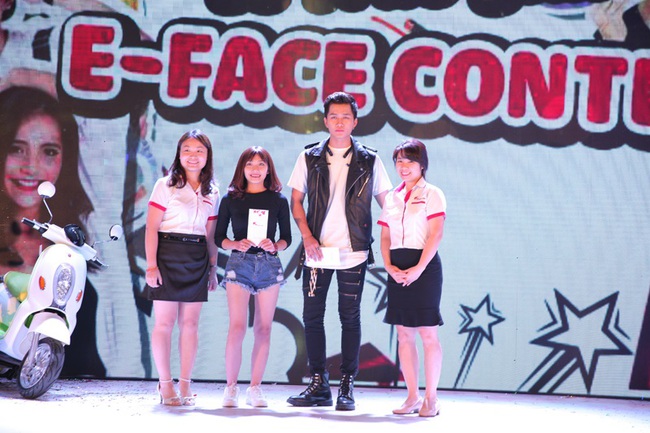 Các bạn trẻ đã vui hết cỡ trong gala trao giải Tìm kiếm gương mặt đại diện E-Face - Ảnh 13.