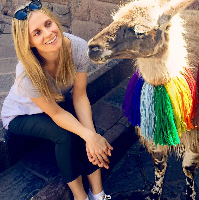 T&igrave;m ra danh t&iacute;nh của cặp đ&ocirc;i nổi tiếng, v&ocirc; t&igrave;nh c&oacute; bức ảnh cưới đẹp nhất thế giới - Ảnh 6.