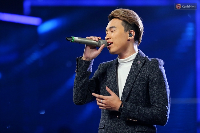 Vietnam Idol: Thu Minh nhờ fan vote cho Janice, Huy Tuấn đánh yêu Việt Thắng - Ảnh 18.