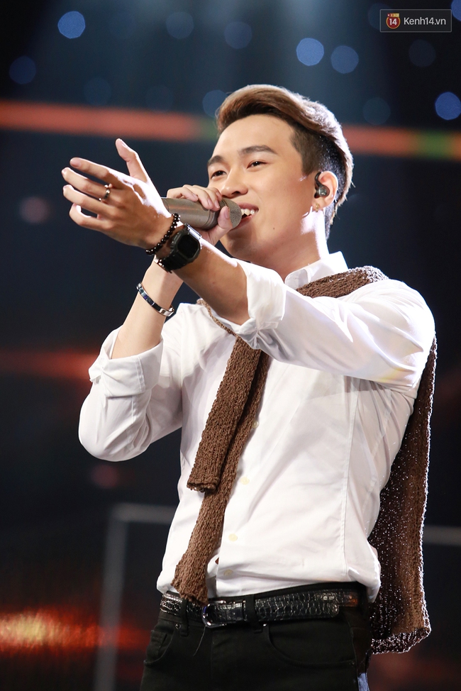 Vietnam Idol: Đông Nhi xinh đẹp và tỏa sáng với hit mới, bác sĩ tăng động ra về - Ảnh 12.