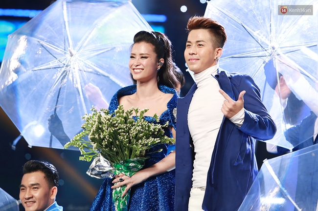 Vietnam Idol: Đông Nhi xinh đẹp và tỏa sáng với hit mới, bác sĩ tăng động ra về - Ảnh 5.