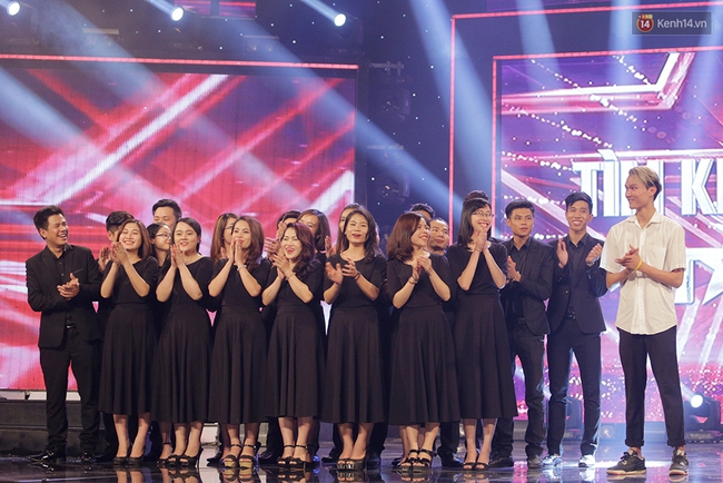 Got Talent: Nổi gai ốc với tiết mục bẻ cổ ngược ra sau lưng - Ảnh 26.