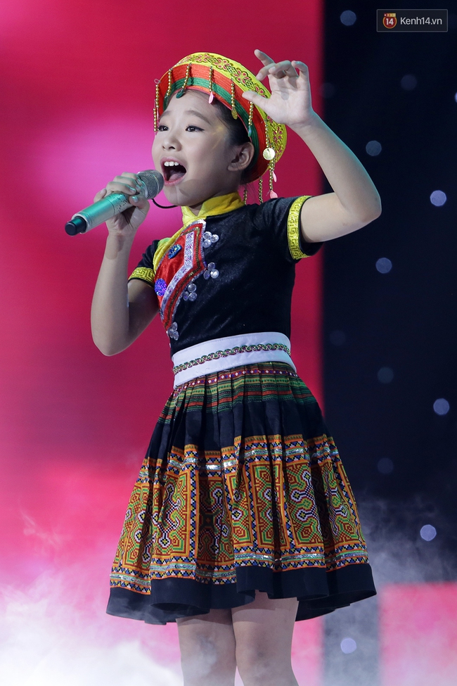 The Voice Kids: Đông Nhi chia tay cô bé bị dư luận ném đá, Vũ Cát Tường loại thiên thần người Nga - Ảnh 13.