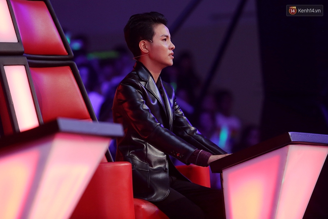 The Voice Kids: Đông Nhi chia tay cô bé bị dư luận ném đá, Vũ Cát Tường loại thiên thần người Nga - Ảnh 4.