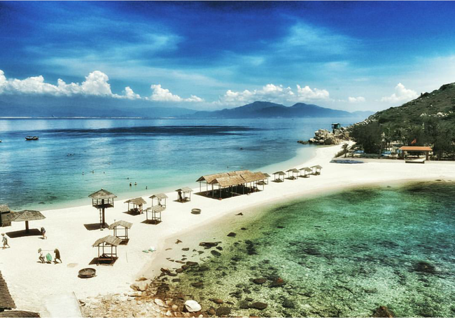 Cần chi đi đâu xa, ở Việt Nam cũng có những vùng biển đẹp không thua gì Maldives! - Ảnh 31.