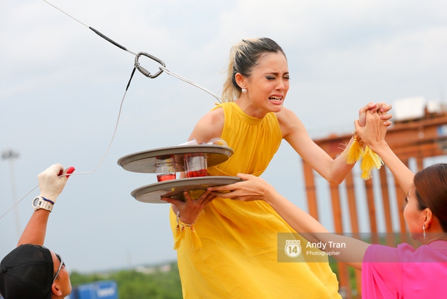 Trong khi Fung La kh&oacute;c vật, Kim Nh&atilde; lại b&igrave;nh thản thế n&agrave;y! - Ảnh 14.