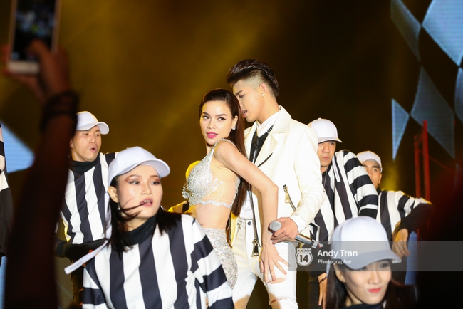 Noo Phước Thịnh khẳng định đẳng cấp với Live Concert 35.000 khán giả - Ảnh 11.
