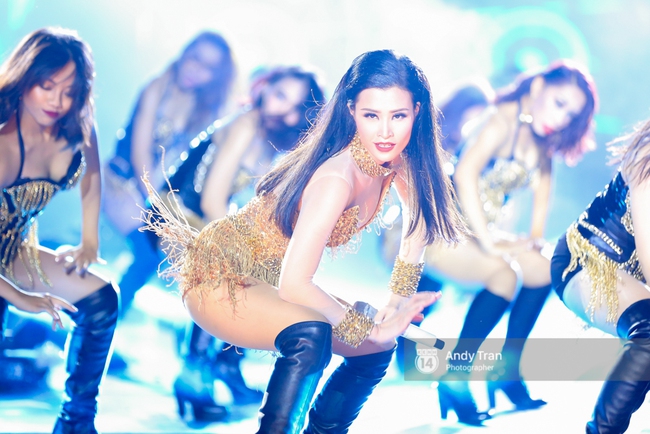 Năm 2016, Vpop đ&atilde; c&oacute; rất nhiều liveshow ấn tượng như thế n&agrave;y! - Ảnh 1.