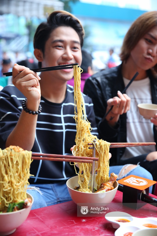 Mì bay đâu chỉ đẹp lạ, nó còn ngon và bắt vị lắm ấy chứ! - Ảnh 12.