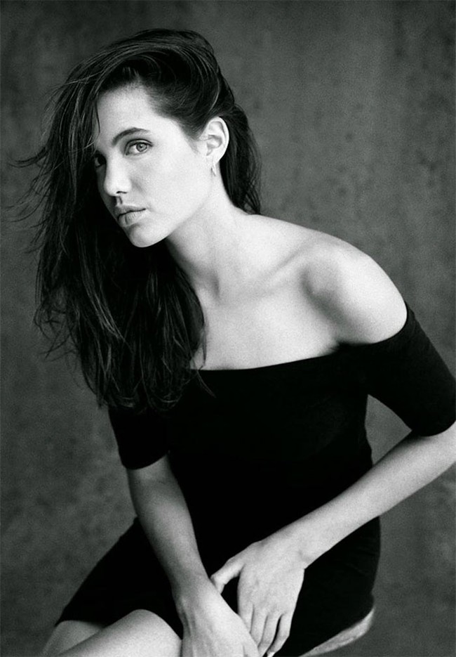 Mấy ai từ năm 15 tuổi đã sở hữu vẻ đẹp của đại minh tinh như Angelina Jolie? - Ảnh 6.