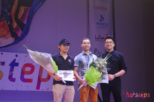 Xem lại những m&agrave;n nhảy cực kỳ ho&agrave;nh tr&aacute;ng v&agrave; c&ocirc;ng phu của Hotsteps 2016 - Ảnh 16.