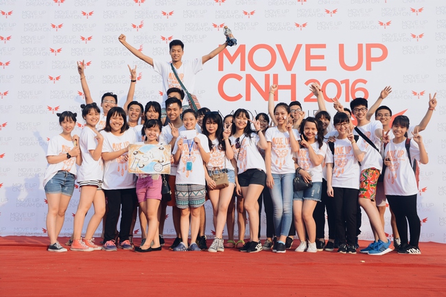 Lần đầu ti&ecirc;n teen 12 Chuy&ecirc;n Nguyễn Huệ H&agrave; Nội được đ&oacute;n Lễ trưởng th&agrave;nh - Ảnh 8.