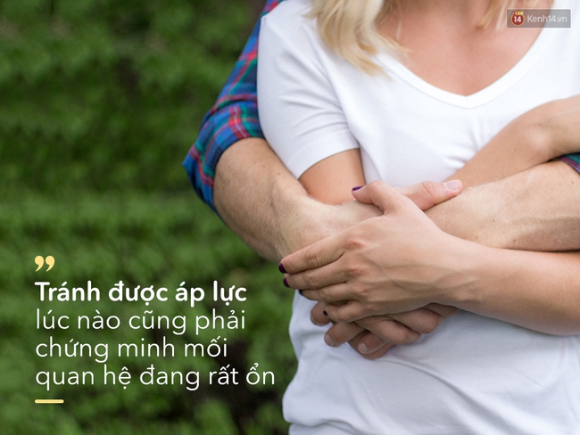 Vì sao các cặp đôi hạnh phúc thường không công khai tình yêu lên MXH? - Ảnh 6.