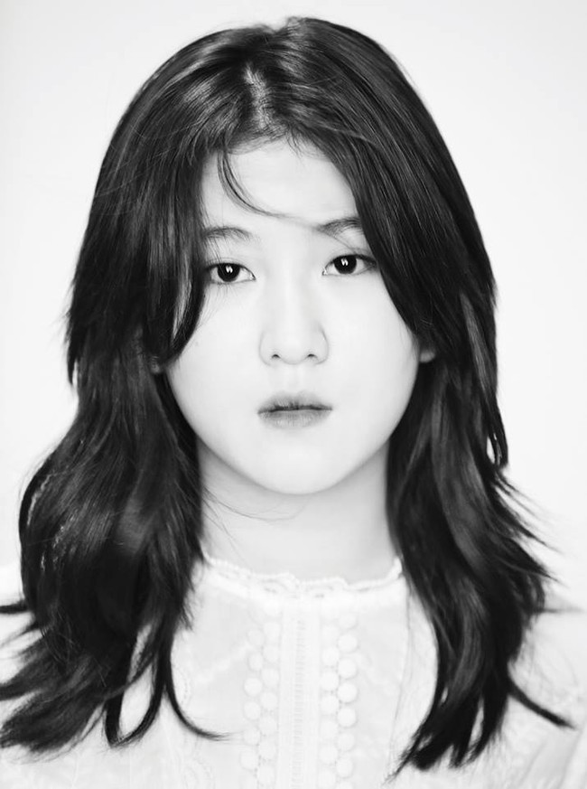 Một m&igrave;nh Suzy c&acirc;n loạt nh&oacute;m nhạc trong top đầu nghệ sĩ c&aacute; kiếm nhất JYP Entertainment - Ảnh 7.