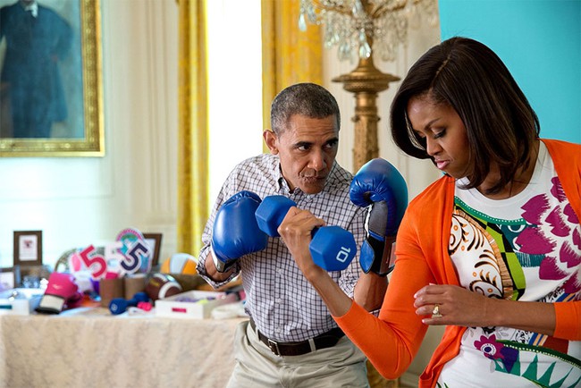 24 năm trôi qua, mối tình của vợ chồng ông Barack Obama vẫn ngọt ngào như ngày đầu - Ảnh 26.