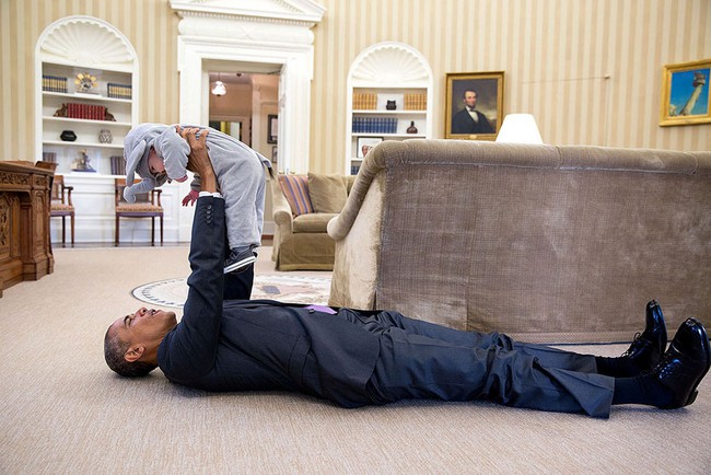Nhiếp ảnh gia Nhà Trắng chụp 2 triệu bức ảnh Tổng thống Obama trong 8 năm - Ảnh 2.