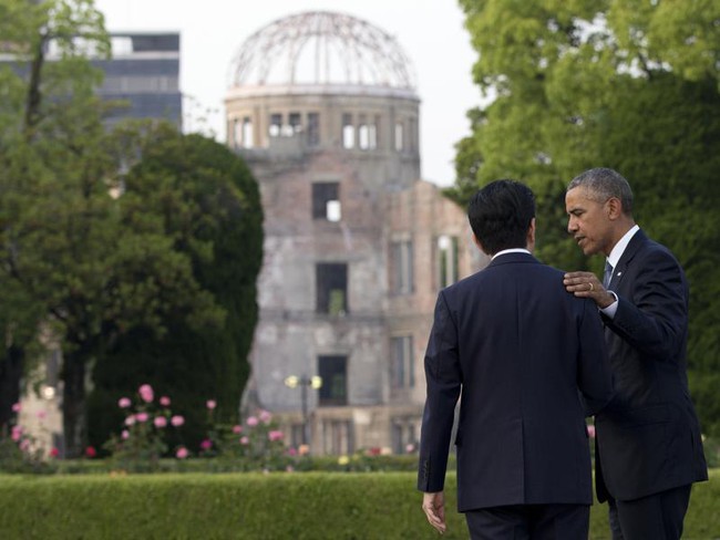 Ở Nhật, người d&acirc;n cũng xếp h&agrave;ng v&agrave; h&aacute;o hức đ&oacute;n chờ Tổng thống Obama - Ảnh 1.