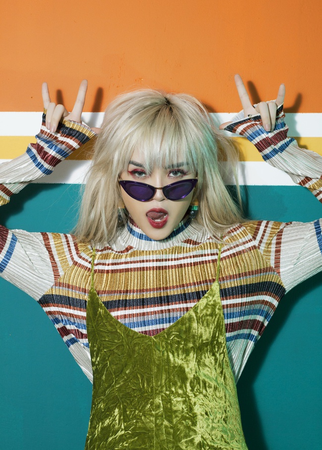 Thiều Bảo Tr&acirc;m h&oacute;a c&ocirc; n&agrave;ng ngổ ng&aacute;o,  khoe v&ograve;ng 1 gợi cảm trước khi v&agrave;o trận chiến The Remix - Ảnh 7.
