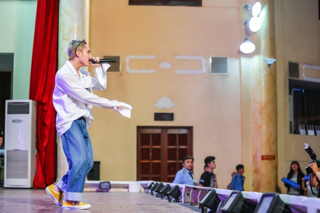 Kh&ocirc;ng thể ngờ định mệnh đ&atilde; đưa fan-boy v&agrave; Sơn T&ugrave;ng M-TP... đến b&ecirc;n nhau! - Ảnh 33.