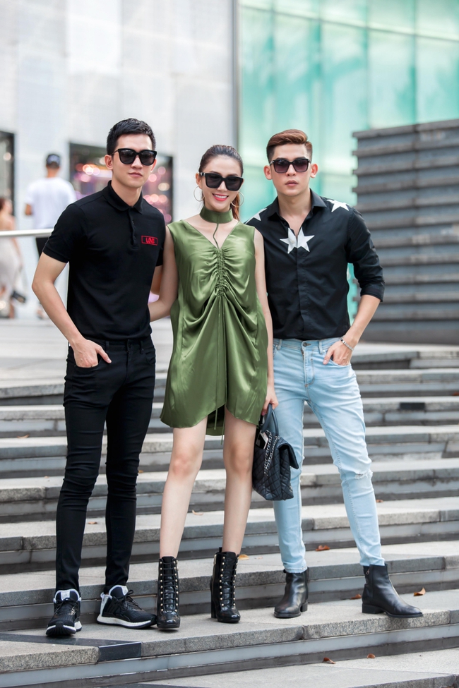 Ngọc Trinh k&iacute;n cổng cao tường vẫn kh&eacute;o khoe v&ograve;ng 3 bốc lửa ở Singapore - Ảnh 11.