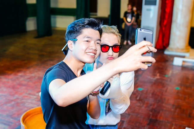 Kh&ocirc;ng thể ngờ định mệnh đ&atilde; đưa fan-boy v&agrave; Sơn T&ugrave;ng M-TP... đến b&ecirc;n nhau! - Ảnh 15.