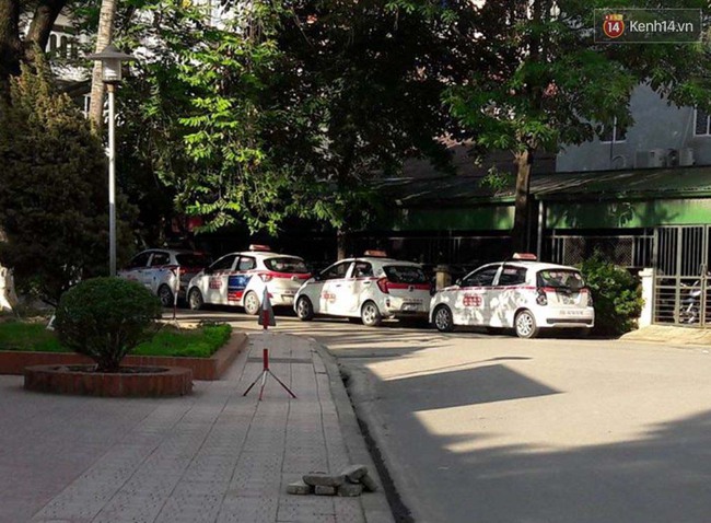 Trước nghi vấn cho h&atilde;ng taxi ABC độc quyền đ&oacute;n trả kh&aacute;ch, Gi&aacute;m đốc Bệnh viện Nhi Trung ương n&oacute;i g&igrave;? - Ảnh 5.