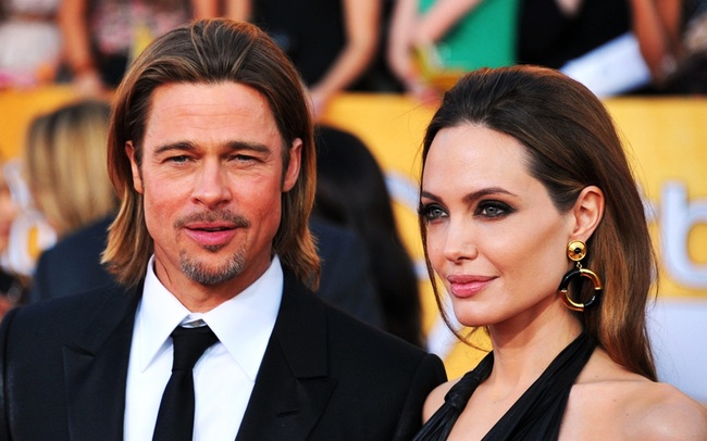 Angelina Jolie phát hiện Brad Pitt lưu ảnh Selena và nhiều cô gái khác trong điện thoại? - Ảnh 3.