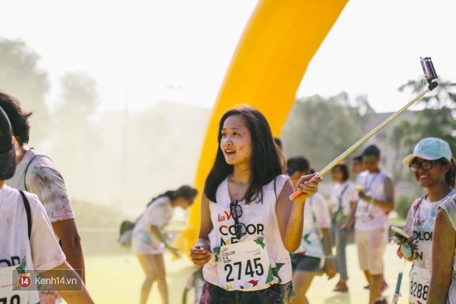 Color me run: Nơi dễ nhất để gặp những cô nàng vừa xinh, vừa chất đúng chuẩn thời đại mới! - Ảnh 8.