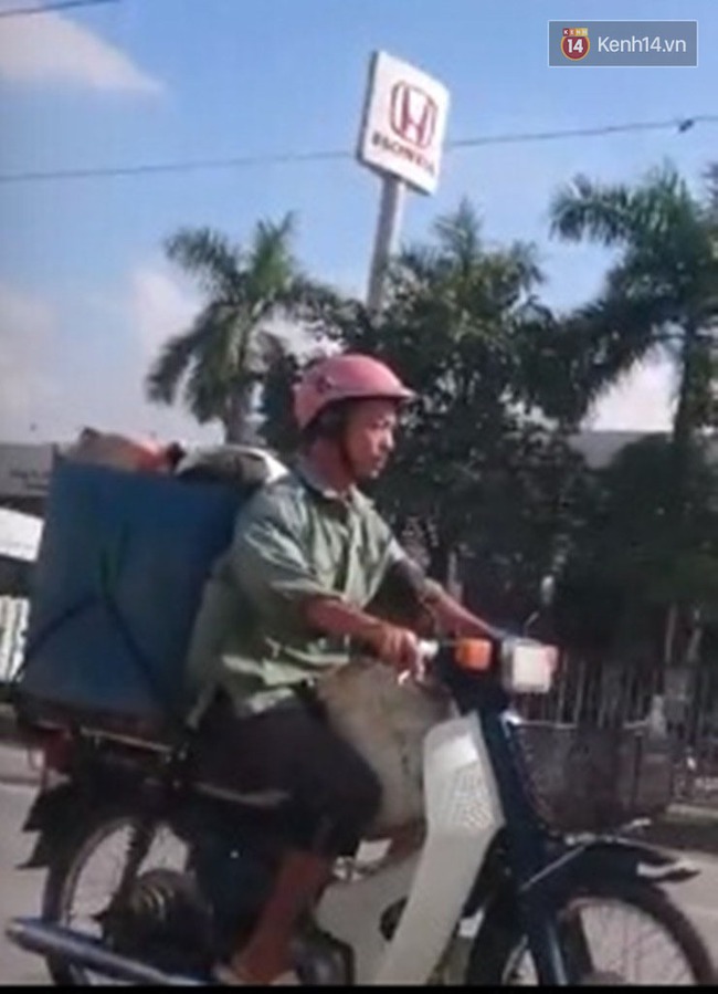 H&agrave; Nội: X&aacute;c minh người đ&agrave;n &ocirc;ng đi xe m&aacute;y chở c&aacute; chết từ hồ Linh Đ&agrave;m đi đ&acirc;u - Ảnh 5.