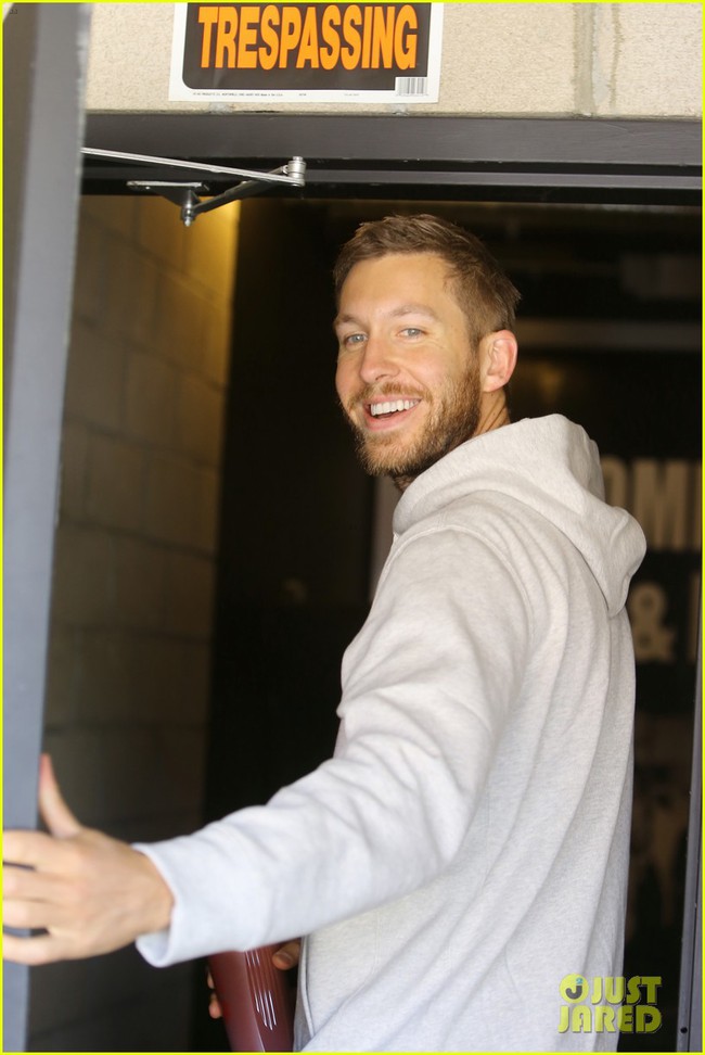 Calvin Harris lần đầu l&ecirc;n tiếng sau khi Taylor Swift lộ ảnh h&ocirc;n Tom Hiddleston - Ảnh 2.