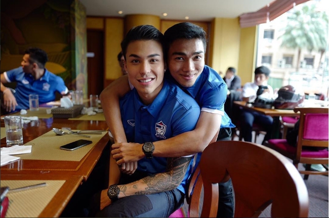 Hoàng tử lai Charyl Chappuis bị loại khỏi ĐT Thái Lan dự AFF Suzuki Cup 2016 - Ảnh 5.