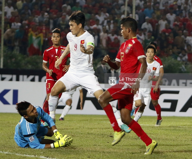 Chùm ảnh trận thắng kịch tính của tuyển Việt Nam trên sân Thuwunna - Ảnh 7.