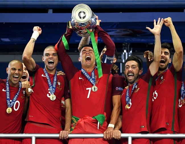 Nhà cái ra kèo Ronaldo sẽ chia tay ĐT Bồ Đào Nha vào cuối năm nay - Ảnh 1.