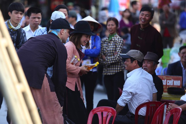 Cuộc đua kỳ thú: Trả giá bằng 50 phút phạt, Sơn Ngọc Minh - Mâu Thủy sững sờ ra về - Ảnh 18.