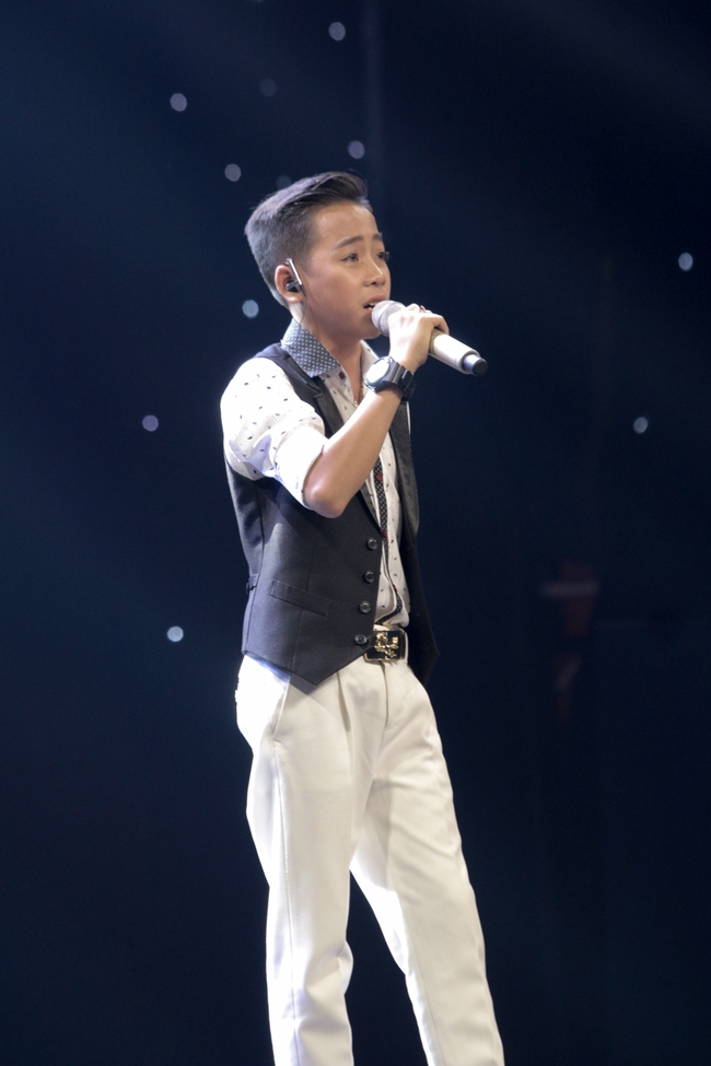 The Voice Kids: Mặc Đông Nhi và Noo tranh giành, cậu bé dân ca vẫn chọn Vũ Cát Tường - Ảnh 26.