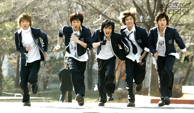 DBSK: 13 năm thanh xu&acirc;n, 7 năm run run bờ vai, tr&agrave;o lệ hướng về 5 vị thần phương Đ&ocirc;ng! - Ảnh 6.