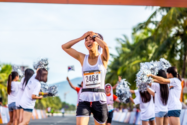 Không cần là VĐV chuyên nghiệp bạn vẫn có thể tham gia đường chạy Marathon đẹp nhất Việt Nam - Ảnh 4.