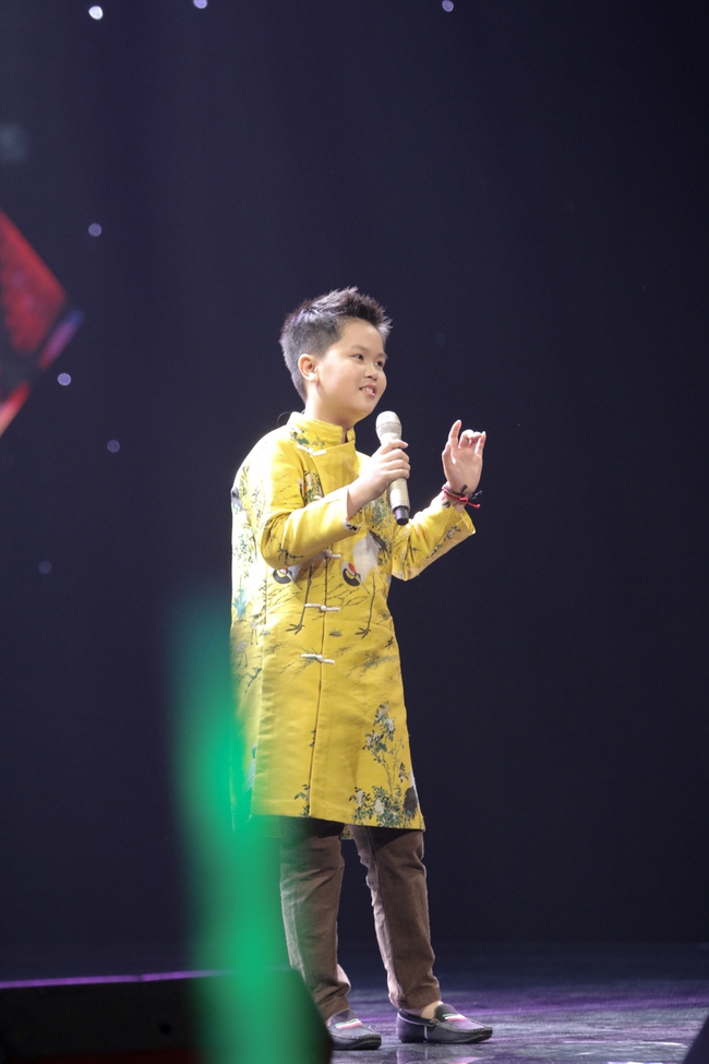 The Voice Kids: Noo Phước Thịnh rơi nước mắt khi nghe hot boy nhí hát về mẹ - Ảnh 34.